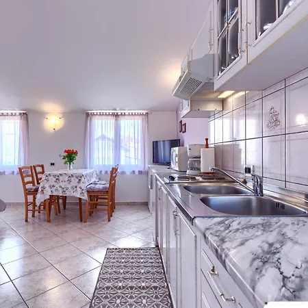 Fabiana - Pul615 By Interhome Valdebek